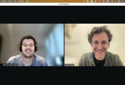 NYC online coach guiding private speaking session