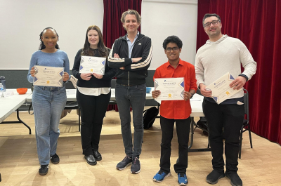 Public speaking training with group